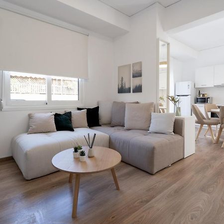Апартаменты Athens Hideout Apt, Big Rooftop With City View Экстерьер фото