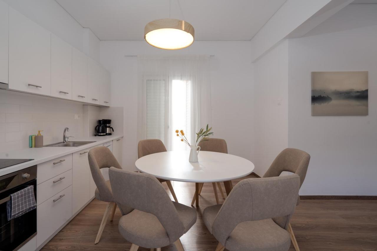Апартаменты Athens Hideout Apt, Big Rooftop With City View Экстерьер фото